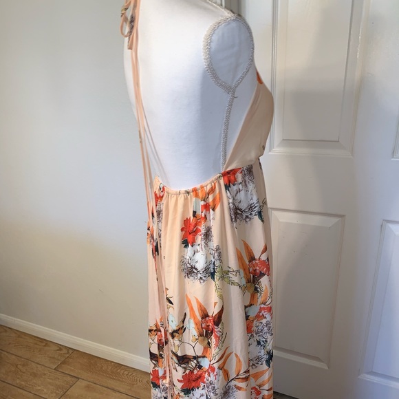 5/$25!! Sexy Summer Halter Top Dress - Picture 1 of 16